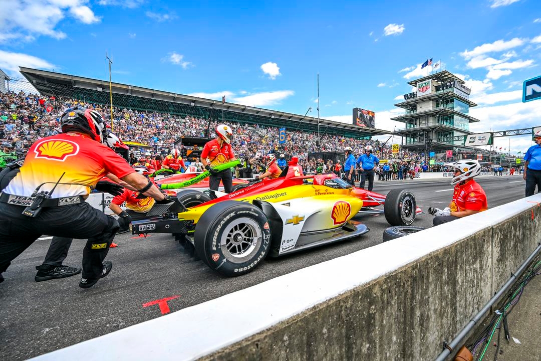 Newgarden Penske crew wins Indy 500 Pit Stop Challenge